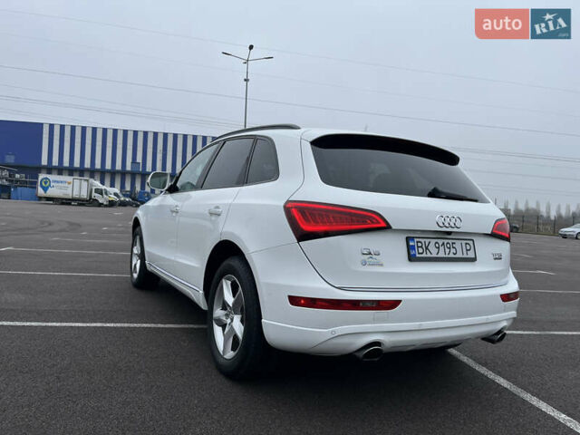 Белый Ауди Ку 5, объемом двигателя 2 л и пробегом 199 тыс. км за 15300 $, фото 5 на Automoto.ua