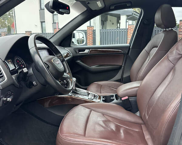 Белый Ауди Ку 5, объемом двигателя 2 л и пробегом 204 тыс. км за 13500 $, фото 15 на Automoto.ua