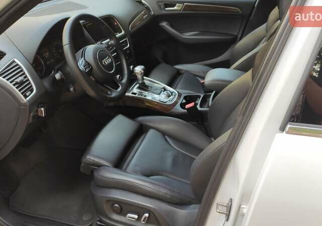 Білий Ауді Ку 5, об'ємом двигуна 3 л та пробігом 133 тис. км за 20300 $, фото 13 на Automoto.ua