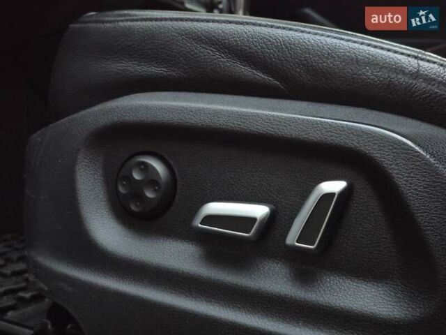 Белый Ауди Ку 5, объемом двигателя 2 л и пробегом 185 тыс. км за 17700 $, фото 24 на Automoto.ua