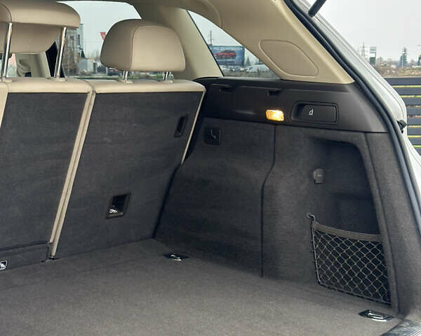 Білий Ауді Ку 5, об'ємом двигуна 2 л та пробігом 113 тис. км за 16500 $, фото 29 на Automoto.ua
