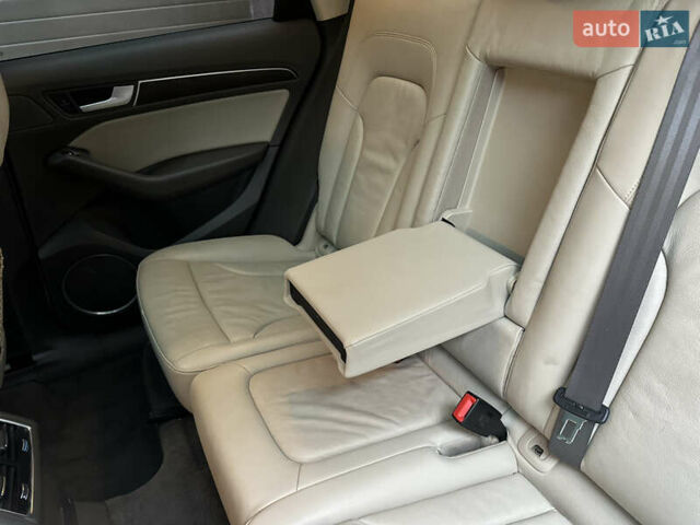 Белый Ауди Ку 5, объемом двигателя 2 л и пробегом 155 тыс. км за 24500 $, фото 29 на Automoto.ua