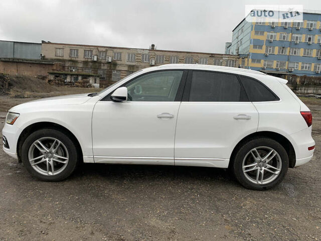 Белый Ауди Ку 5, объемом двигателя 1.98 л и пробегом 140 тыс. км за 18000 $, фото 3 на Automoto.ua