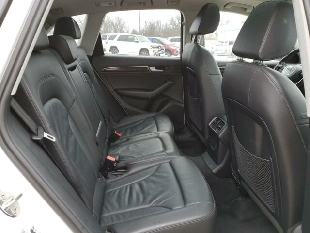 Белый Ауди Ку 5, объемом двигателя 2 л и пробегом 243 тыс. км за 9300 $, фото 10 на Automoto.ua