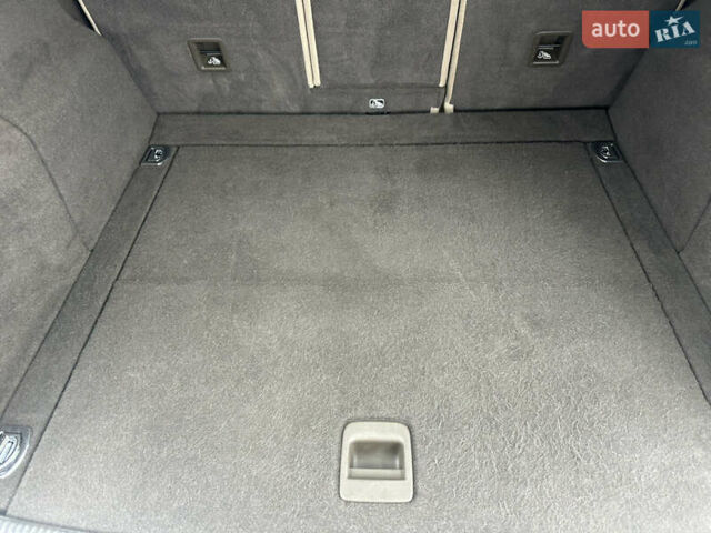 Білий Ауді Ку 5, об'ємом двигуна 2 л та пробігом 200 тис. км за 14990 $, фото 66 на Automoto.ua