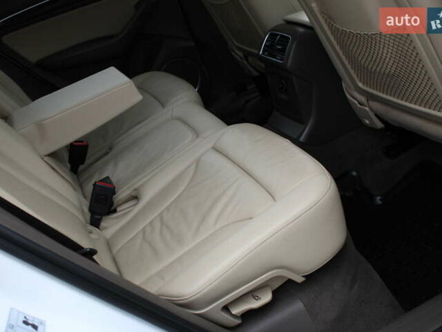 Белый Ауди Ку 5, объемом двигателя 2 л и пробегом 157 тыс. км за 16700 $, фото 25 на Automoto.ua