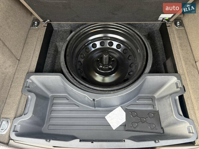 Білий Ауді Ку 5, об'ємом двигуна 2 л та пробігом 201 тис. км за 15999 $, фото 20 на Automoto.ua