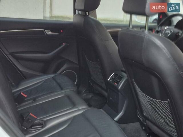 Белый Ауди Ку 5, объемом двигателя 2 л и пробегом 185 тыс. км за 17700 $, фото 28 на Automoto.ua