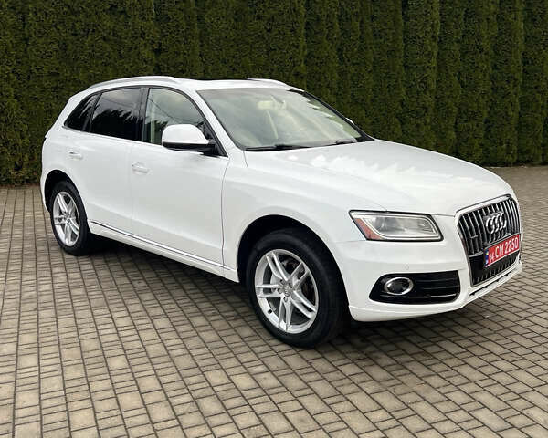 Білий Ауді Ку 5, об'ємом двигуна 2 л та пробігом 205 тис. км за 13450 $, фото 3 на Automoto.ua