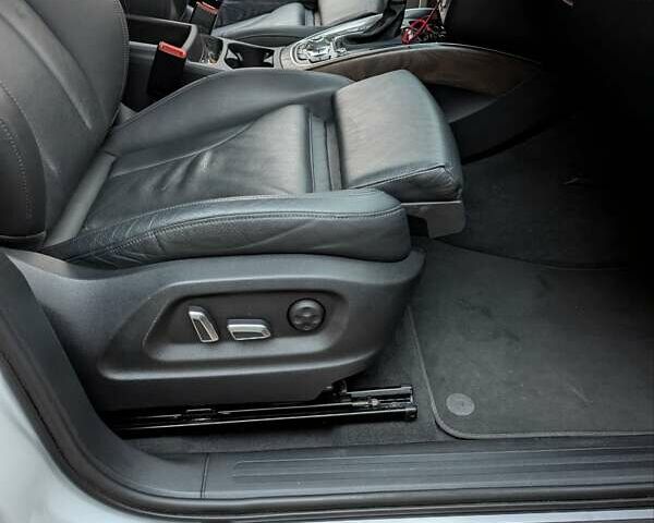 Ауді Ку 5 2015 у Києві на Automoto.ua Білий Ауді Ку 5, об'ємом двигуна 3 л та пробігом 95 тис. км за 17999 $, фото 31 на Automoto.ua