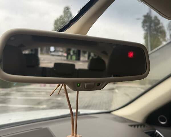 Белый Ауди Ку 5, объемом двигателя 1.98 л и пробегом 209 тыс. км за 15700 $, фото 16 на Automoto.ua