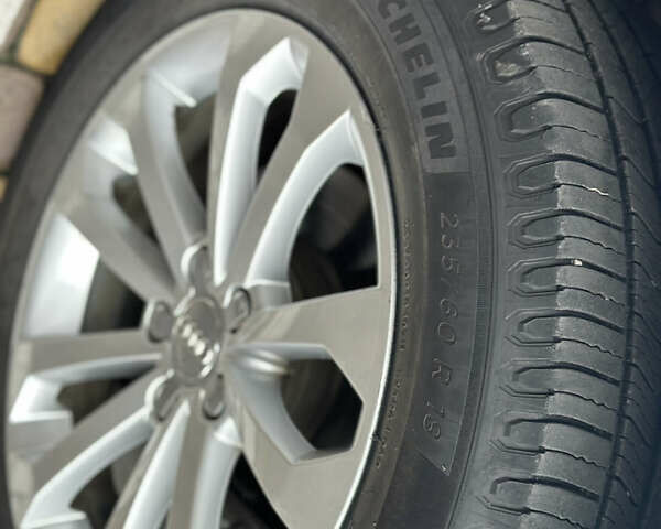 Белый Ауди Ку 5, объемом двигателя 2 л и пробегом 155 тыс. км за 24500 $, фото 54 на Automoto.ua