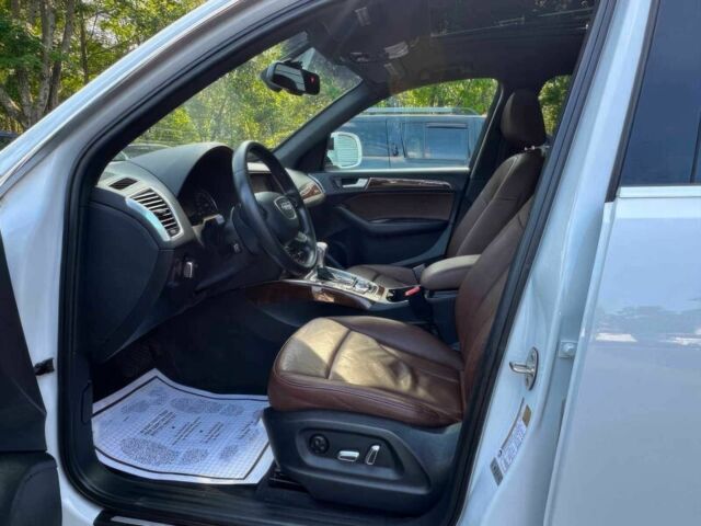 Ауді Ку 5 2015 у Львові на Automoto.ua Білий Ауді Ку 5, об'ємом двигуна 2 л та пробігом 80 тис. км за 5900 $, фото 6 на Automoto.ua