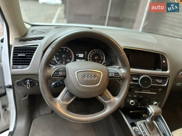 Белый Ауди Ку 5, объемом двигателя 2 л и пробегом 155 тыс. км за 24500 $, фото 34 на Automoto.ua