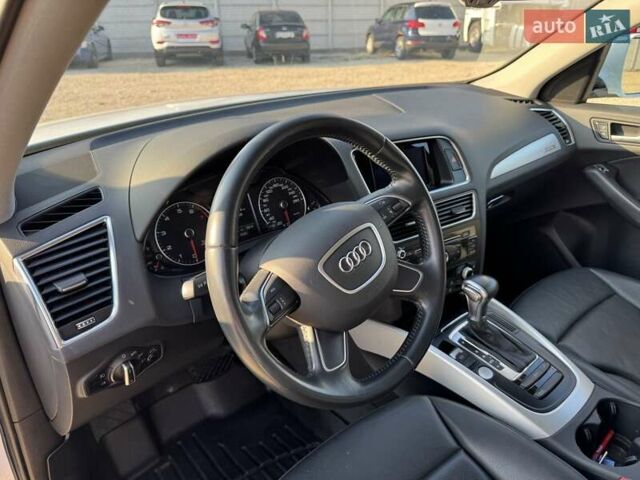 Білий Ауді Ку 5, об'ємом двигуна 1.98 л та пробігом 240 тис. км за 14800 $, фото 17 на Automoto.ua