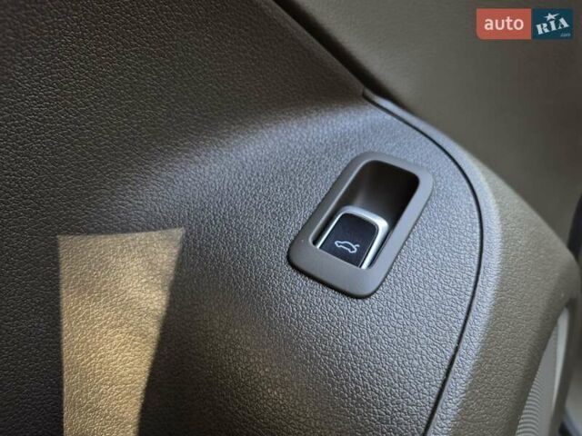 Белый Ауди Ку 5, объемом двигателя 1.98 л и пробегом 152 тыс. км за 17700 $, фото 39 на Automoto.ua