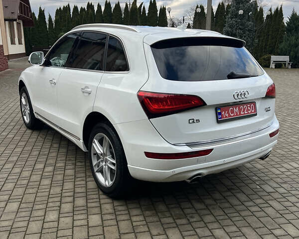 Білий Ауді Ку 5, об'ємом двигуна 2 л та пробігом 205 тис. км за 13450 $, фото 8 на Automoto.ua
