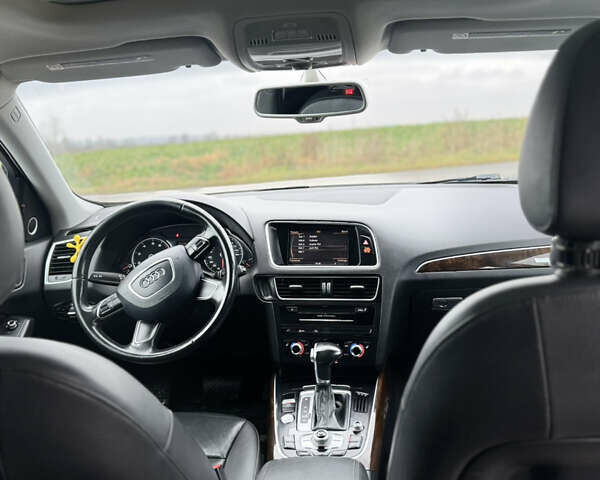 Белый Ауди Ку 5, объемом двигателя 1.98 л и пробегом 160 тыс. км за 18000 $, фото 8 на Automoto.ua