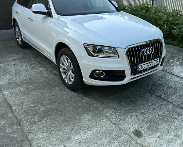 Белый Ауди Ку 5, объемом двигателя 1.98 л и пробегом 155 тыс. км за 15800 $, фото 3 на Automoto.ua