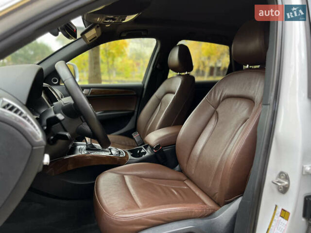 Ауди Ку 5 2015 в Ровно на Automoto.ua Белый Ауди Ку 5, объемом двигателя 2 л и пробегом 167 тыс. км за 14700 $, фото 50 на Automoto.ua