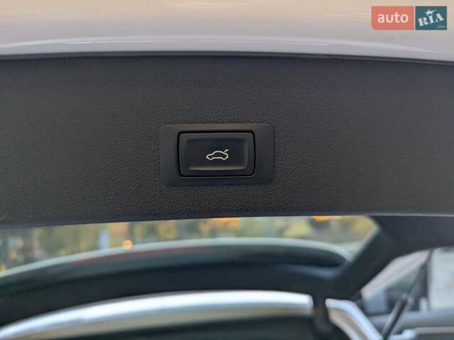 Ауді Ку 5 2015 у Києві на Automoto.ua Білий Ауді Ку 5, об'ємом двигуна 3 л та пробігом 95 тис. км за 17999 $, фото 25 на Automoto.ua