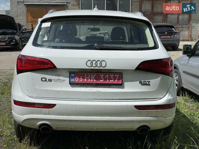 Білий Ауді Ку 5, об'ємом двигуна 2 л та пробігом 202 тис. км за 9900 $, фото 4 на Automoto.ua