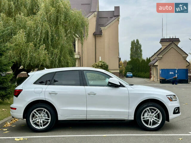 Белый Ауди Ку 5, объемом двигателя 1.98 л и пробегом 191 тыс. км за 16999 $, фото 6 на Automoto.ua