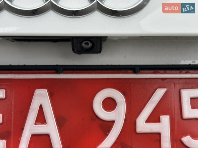 Білий Ауді Ку 5, об'ємом двигуна 2 л та пробігом 200 тис. км за 14990 $, фото 16 на Automoto.ua