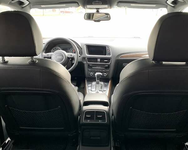 Белый Ауди Ку 5, объемом двигателя 3 л и пробегом 127 тыс. км за 18500 $, фото 20 на Automoto.ua