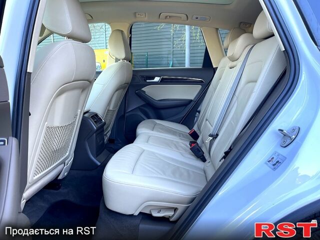 Белый Ауди Ку 5, объемом двигателя 20 л и пробегом 154 тыс. км за 16500 $, фото 8 на Automoto.ua