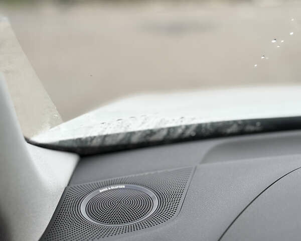 Белый Ауди Ку 5, объемом двигателя 3 л и пробегом 244 тыс. км за 18900 $, фото 26 на Automoto.ua