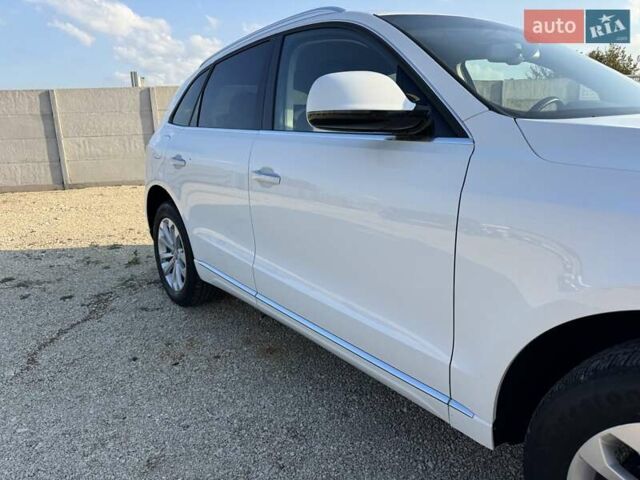 Білий Ауді Ку 5, об'ємом двигуна 1.98 л та пробігом 240 тис. км за 14800 $, фото 10 на Automoto.ua