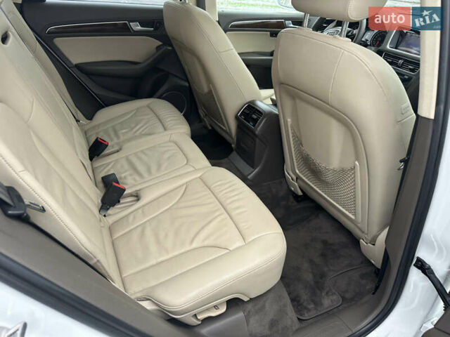 Білий Ауді Ку 5, об'ємом двигуна 2 л та пробігом 200 тис. км за 14990 $, фото 71 на Automoto.ua