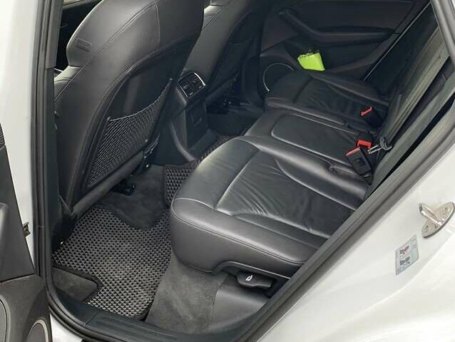 Белый Ауди Ку 5, объемом двигателя 3 л и пробегом 127 тыс. км за 18500 $, фото 17 на Automoto.ua