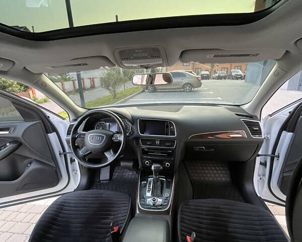 Белый Ауди Ку 5, объемом двигателя 1.98 л и пробегом 109 тыс. км за 18300 $, фото 14 на Automoto.ua