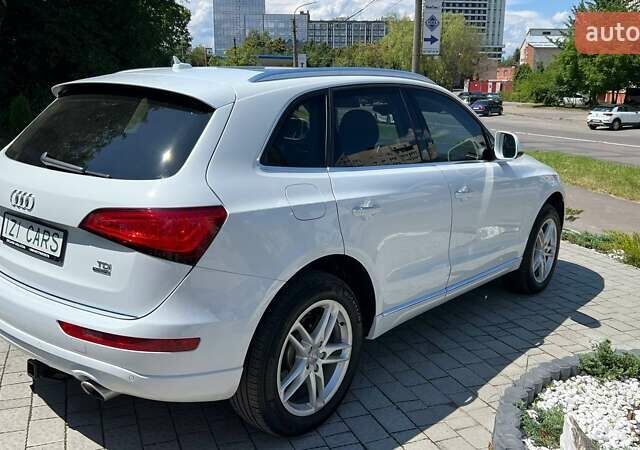 Белый Ауди Ку 5, объемом двигателя 2.97 л и пробегом 168 тыс. км за 18900 $, фото 6 на Automoto.ua