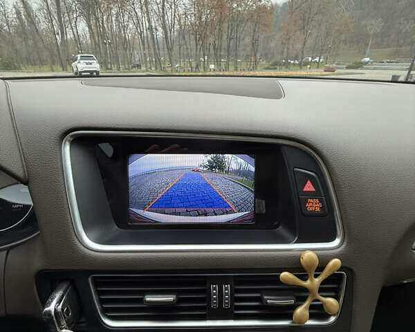 Белый Ауди Ку 5, объемом двигателя 1.98 л и пробегом 229 тыс. км за 15000 $, фото 62 на Automoto.ua