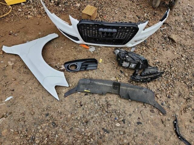 Белый Ауди Ку 5, объемом двигателя 0 л и пробегом 172 тыс. км за 11500 $, фото 6 на Automoto.ua