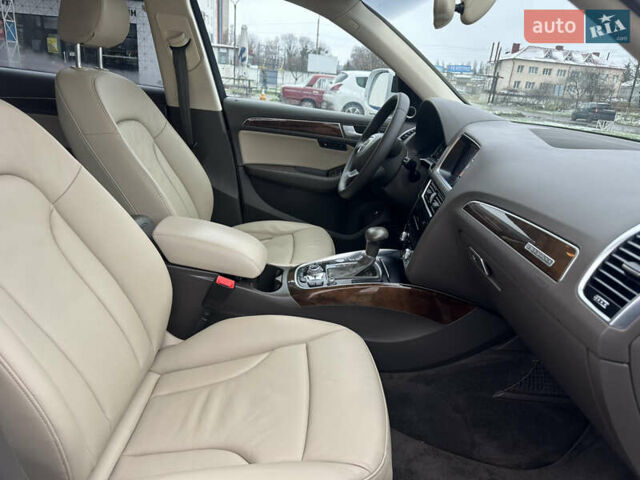 Білий Ауді Ку 5, об'ємом двигуна 2 л та пробігом 200 тис. км за 14990 $, фото 75 на Automoto.ua