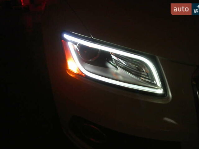 Белый Ауди Ку 5, объемом двигателя 1.98 л и пробегом 146 тыс. км за 17900 $, фото 113 на Automoto.ua