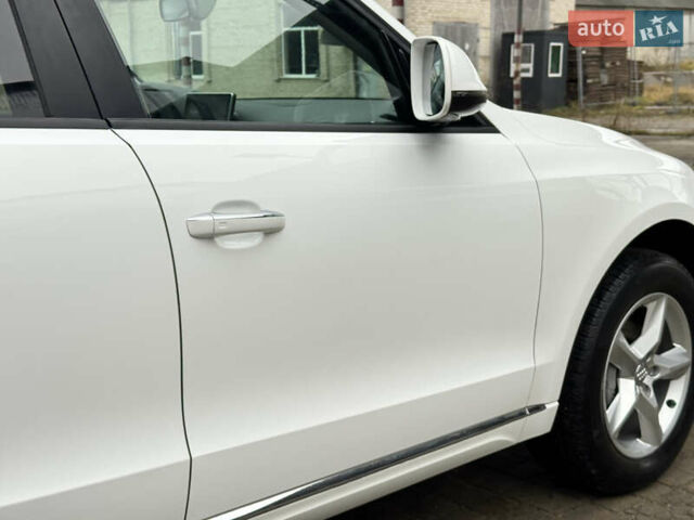 Белый Ауди Ку 5, объемом двигателя 2 л и пробегом 129 тыс. км за 15450 $, фото 37 на Automoto.ua