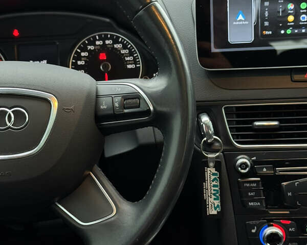 Белый Ауди Ку 5, объемом двигателя 1.98 л и пробегом 79 тыс. км за 16500 $, фото 31 на Automoto.ua