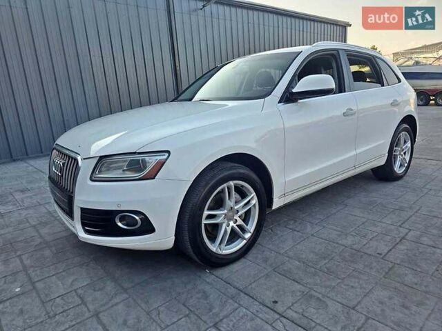 Белый Ауди Ку 5, объемом двигателя 1.98 л и пробегом 222 тыс. км за 9500 $, фото 3 на Automoto.ua