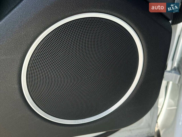 Белый Ауди Ку 5, объемом двигателя 1.98 л и пробегом 183 тыс. км за 18900 $, фото 20 на Automoto.ua