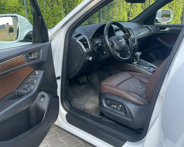 Ауди Ку 5 2016 в Одессе на Automoto.ua Белый Ауди Ку 5, объемом двигателя 2 л и пробегом 172 тыс. км за 17500 $, фото 3 на Automoto.ua