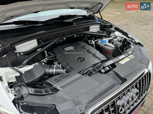 Белый Ауди Ку 5, объемом двигателя 2 л и пробегом 129 тыс. км за 15450 $, фото 66 на Automoto.ua