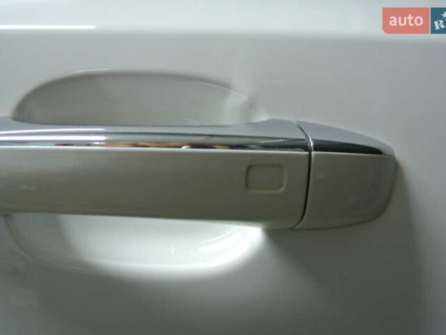 Белый Ауди Ку 5, объемом двигателя 1.98 л и пробегом 146 тыс. км за 17900 $, фото 118 на Automoto.ua