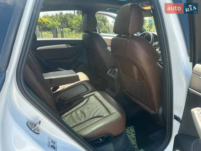 Белый Ауди Ку 5, объемом двигателя 1.98 л и пробегом 183 тыс. км за 18900 $, фото 29 на Automoto.ua