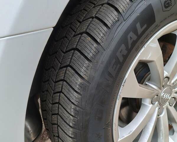 Белый Ауди Ку 5, объемом двигателя 2 л и пробегом 150 тыс. км за 17425 $, фото 21 на Automoto.ua