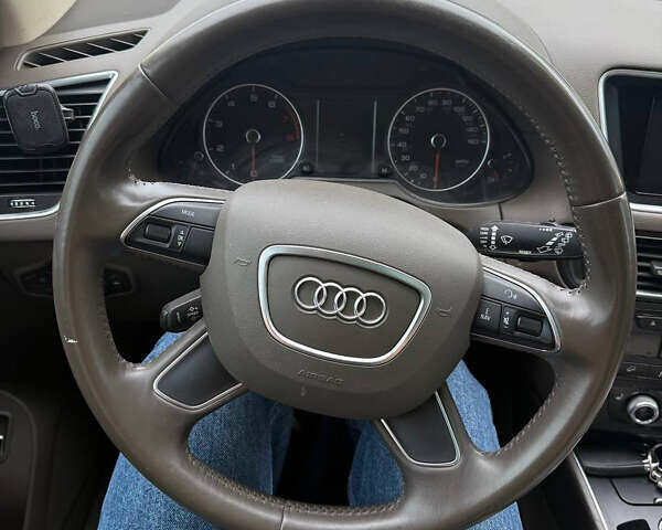 Белый Ауди Ку 5, объемом двигателя 1.98 л и пробегом 180 тыс. км за 18000 $, фото 12 на Automoto.ua